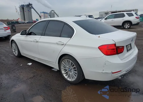 2013 BMW 328I из США, поврежденный, VIN WBA3C1G58DNR48230